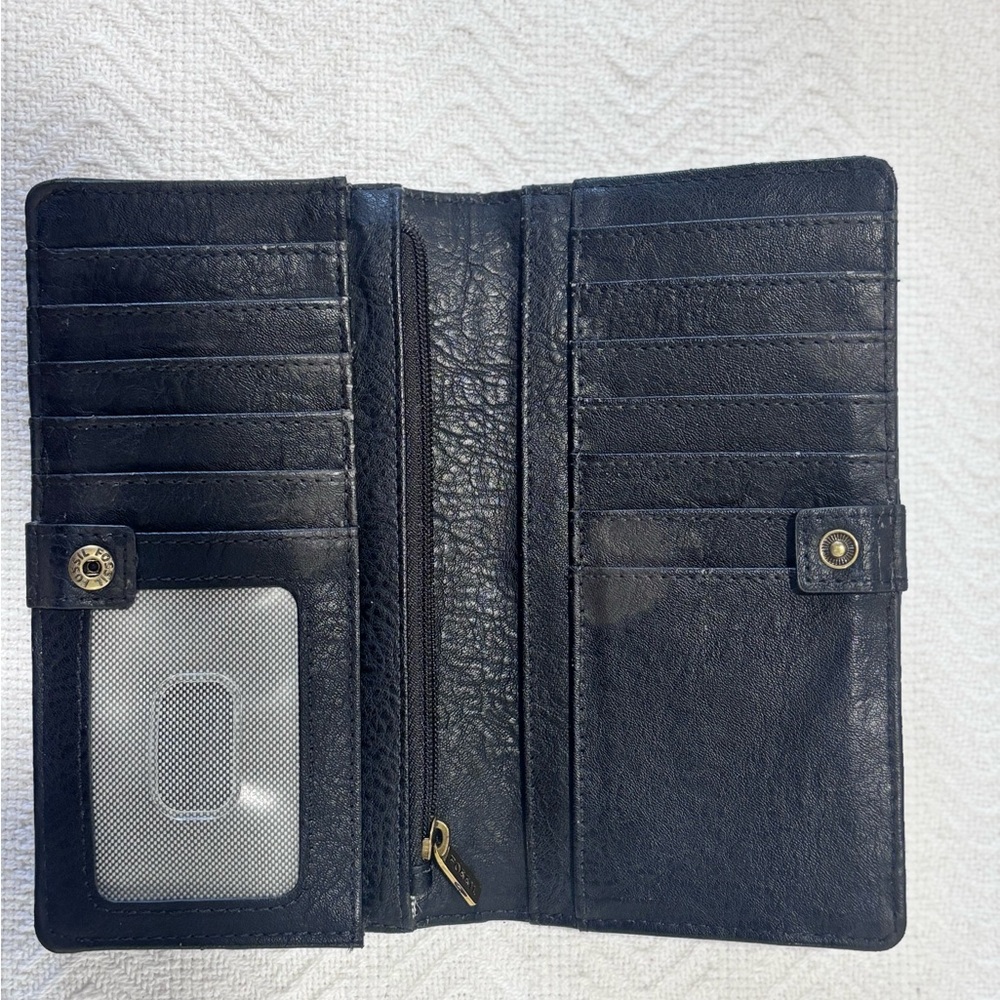 Fossil Black Leather Wallet with Gold Accent - Picture 3 of 12